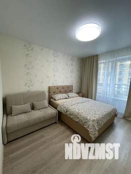 1-к квартира, посуточно, 42м2, 3/8 этаж