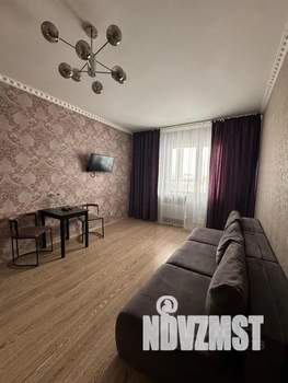 2-к квартира, посуточно, 53м2, 3/17 этаж