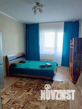 Студия квартира, посуточно, 32м2, 17/17 этаж