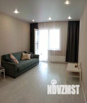 1-к квартира, посуточно, 47м2, 1/1 этаж