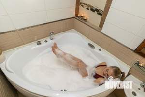 Студия квартира, посуточно, 25м2, 1/17 этаж