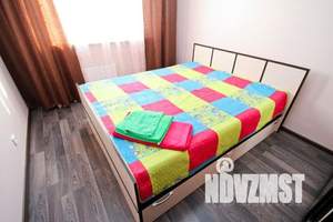 1-к квартира, посуточно, 48м2, 3/17 этаж