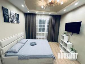 Студия квартира, посуточно, 32м2, 13/17 этаж