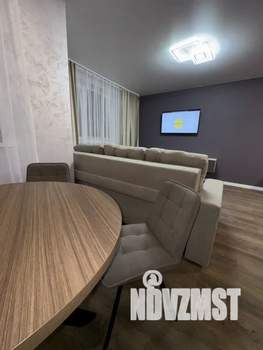 1-к квартира, посуточно, 49м2, 4/18 этаж