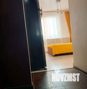 Студия квартира, посуточно, 35м2, 17/17 этаж