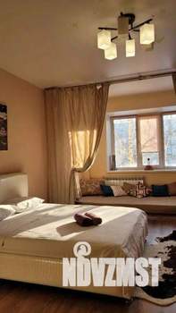 1-к квартира, посуточно, 45м2, 1/1 этаж