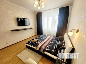 1-к квартира, посуточно, 56м2, 7/15 этаж