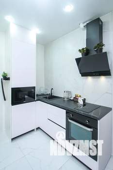 Студия квартира, посуточно, 30м2, 2/4 этаж