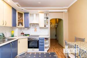 3-к квартира, вторичка, 70м2, 1/9 этаж