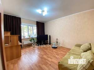2-к квартира, вторичка, 55м2, 1/9 этаж