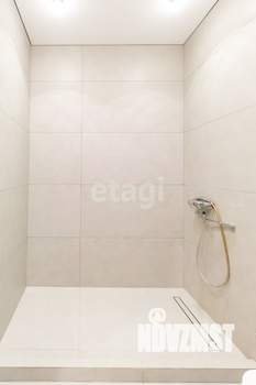 4-к квартира, вторичка, 233м2, 3/5 этаж