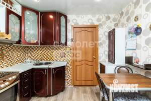2-к квартира, вторичка, 53м2, 1/5 этаж