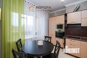 3-к квартира, вторичка, 100м2, 8/9 этаж