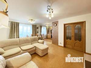 2-к квартира, вторичка, 78м2, 9/9 этаж