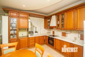 2-к квартира, вторичка, 60м2, 5/5 этаж