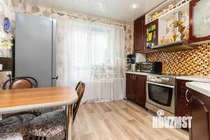 2-к квартира, вторичка, 53м2, 1/5 этаж