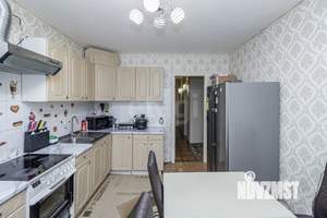 2-к квартира, вторичка, 58м2, 1/5 этаж