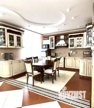 3-к квартира, вторичка, 153м2, 6/9 этаж