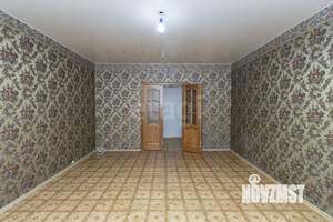 2-к квартира, вторичка, 61м2, 1/9 этаж