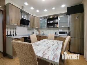 3-к квартира, вторичка, 71м2, 9/9 этаж