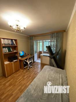 3-к квартира, вторичка, 54м2, 4/5 этаж