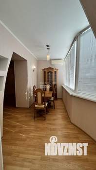 3-к квартира, вторичка, 108м2, 3/10 этаж