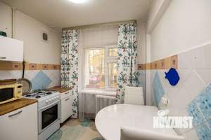 2-к квартира, вторичка, 44м2, 1/5 этаж