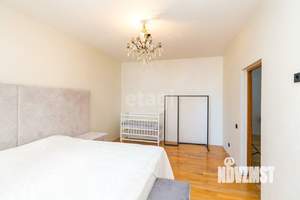 4-к квартира, вторичка, 233м2, 3/5 этаж