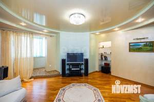 3-к квартира, вторичка, 131м2, 2/4 этаж
