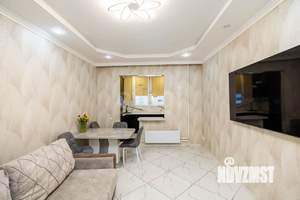 2-к квартира, вторичка, 70м2, 2/4 этаж