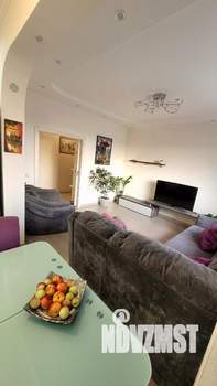 3-к квартира, вторичка, 70м2, 9/9 этаж
