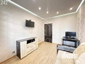 2-к квартира, вторичка, 67м2, 7/17 этаж