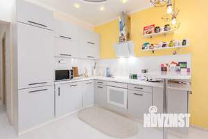 2-к квартира, вторичка, 68м2, 7/17 этаж