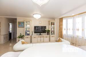 3-к квартира, вторичка, 100м2, 10/23 этаж