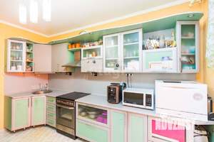 3-к квартира, вторичка, 74м2, 9/9 этаж