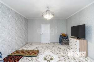 2-к квартира, вторичка, 62м2, 1/9 этаж