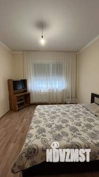 2-к квартира, вторичка, 67м2, 1/18 этаж