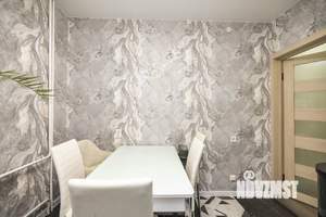 2-к квартира, вторичка, 56м2, 1/9 этаж