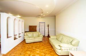 2-к квартира, вторичка, 60м2, 5/5 этаж