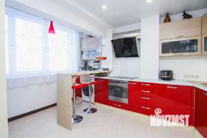 3-к квартира, вторичка, 100м2, 13/14 этаж