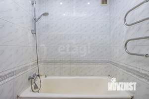 2-к квартира, вторичка, 61м2, 1/9 этаж