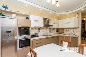 3-к квартира, вторичка, 130м2, 8/9 этаж