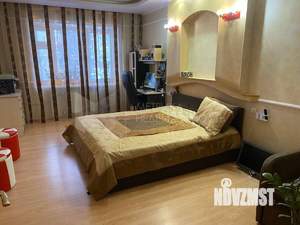 4-к квартира, вторичка, 116м2, 2/5 этаж