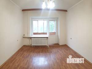 2-к квартира, вторичка, 52м2, 1/5 этаж