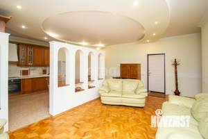 2-к квартира, вторичка, 60м2, 5/5 этаж