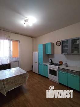 2-к квартира, вторичка, 63м2, 1/14 этаж