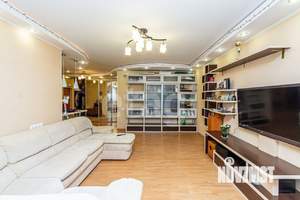 3-к квартира, вторичка, 130м2, 8/9 этаж